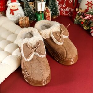 Cozy Brown Shoes with Bow Detail